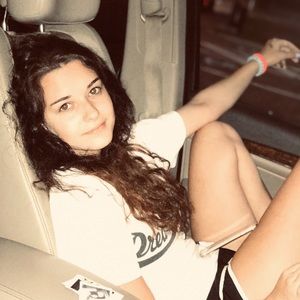 Meet your Posher, Tara